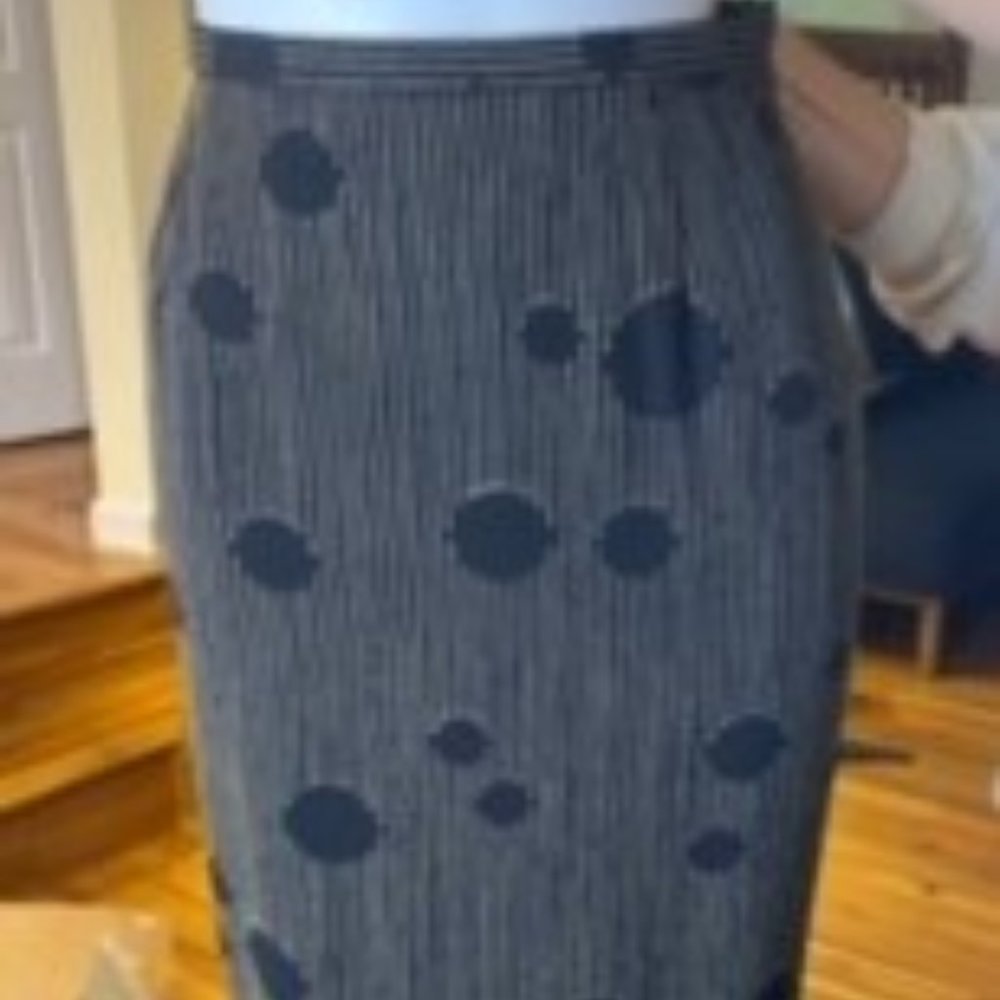 Josephine Chaus Black Patterned Skirt